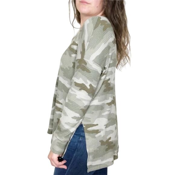 American Eagle Camo Thermal Waffle Knit Long Sleeve Top XS Green - Picture 2 of 8